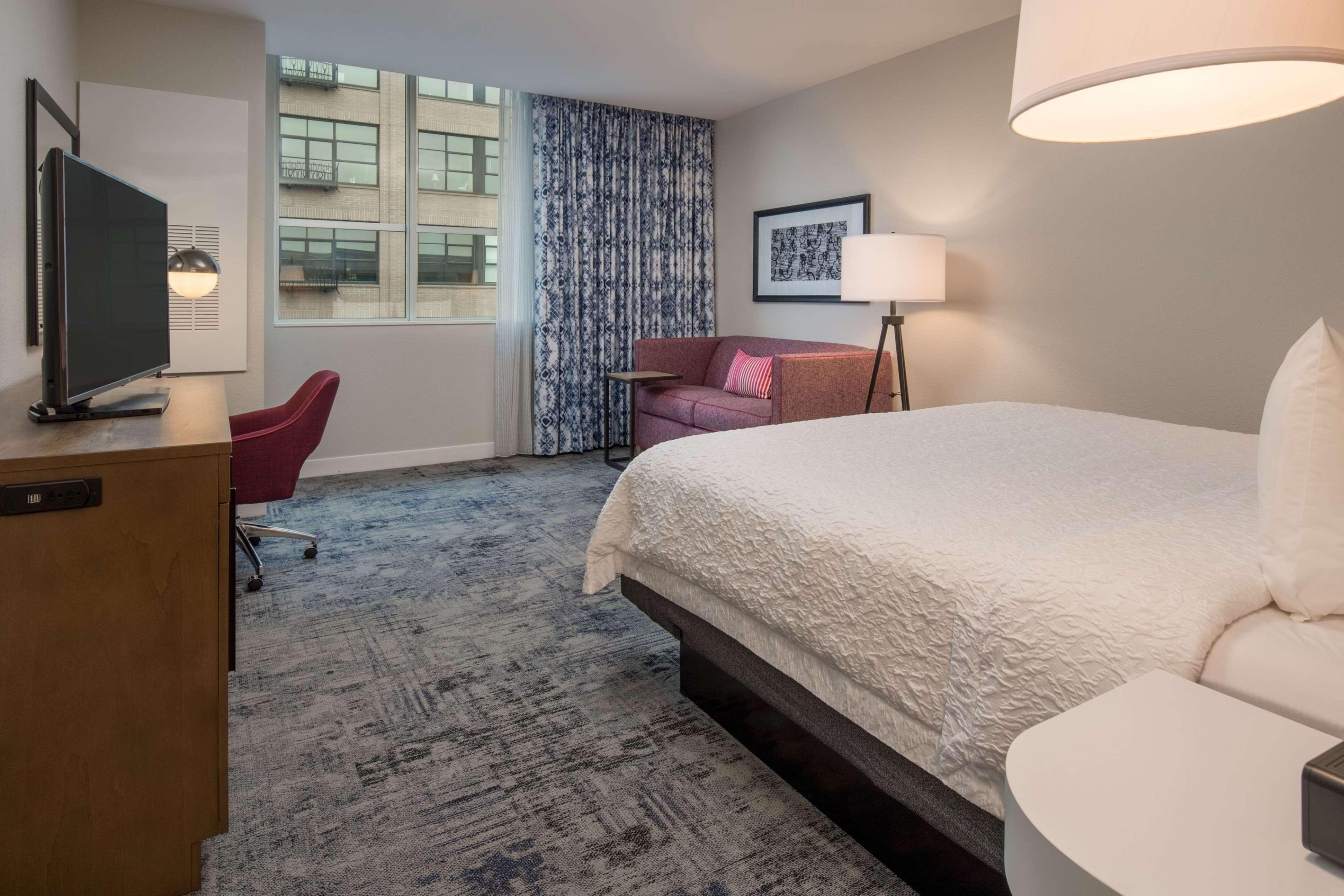 Hampton Inn And Suites By Hilton Portland-Pearl District Exterior foto
